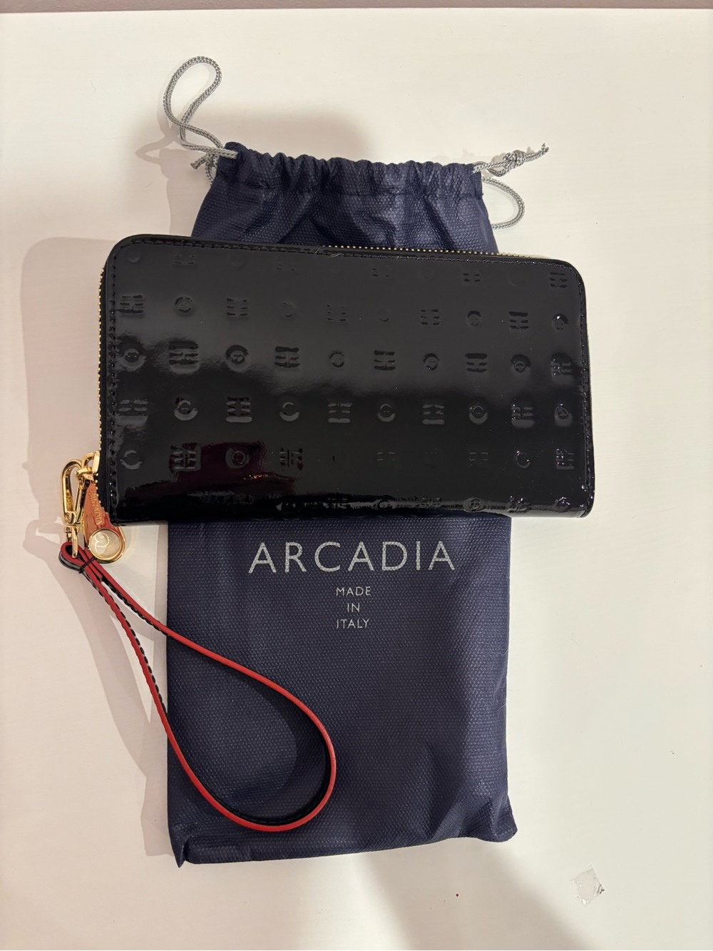 Arcadia Black Logo Zip-Around Wristlet Wallet w/ Wrist Strap Credit Card Slots